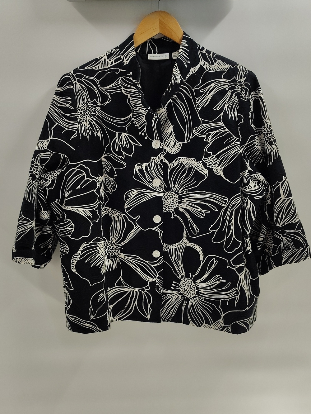 Susan Graver Jacket 2X black and White Textured 3/4 Sleeve 100% Cotton